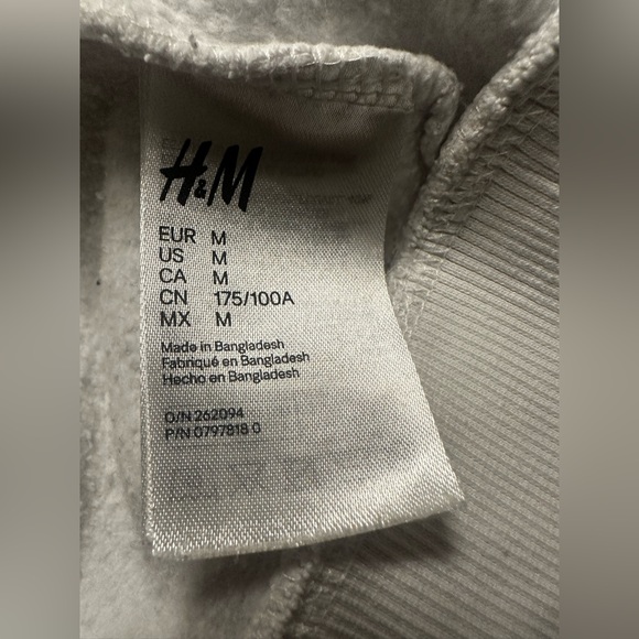 🎀 H&M 🎀 LOSER/LOVER HOODIE - Picture 4 of 5